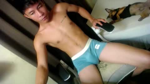 Snapshot of glenndou_daxs chatting on 09-19-25, 06:37 glenndou_daxs online show from 09-19-25, 06:37