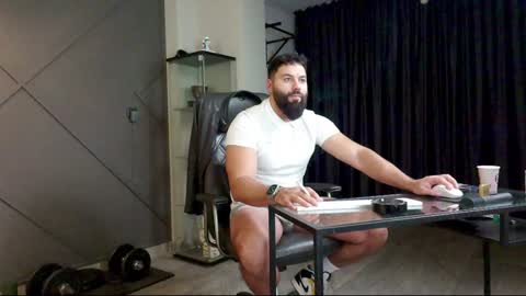 Matthew .. for short call me Matt online show from 12-21-24, 04:09