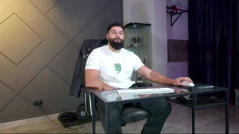 Matthew .. for short call me Matt online show from 01-13-25, 07:53