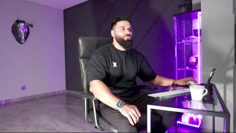 Matthew .. for short call me Matt online show from 03-07-25, 06:54