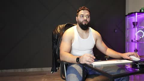 Matthew .. for short call me Matt online show from 04-03-26, 12:52