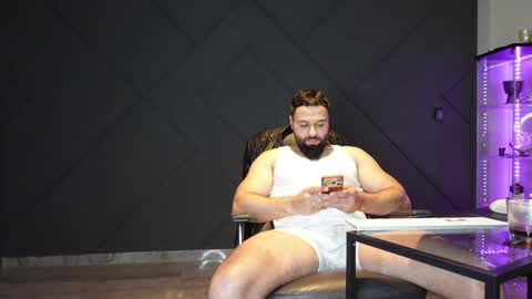 Matthew .. for short call me Matt online show from 04-28-26, 09:53