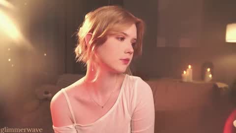 Snapshot of glimmerwave chatting on 12-20-25, 08:16 Gracia online show from 12-20-25, 08:16