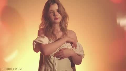 Snapshot of glimmerwave chatting on 01-13-26, 07:08 Gracia online show from 01-13-26, 07:08