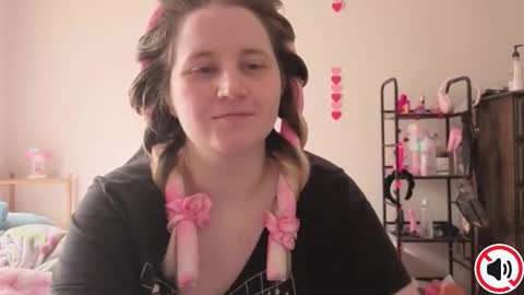 Glitch online show from 02-12-26, 04:02