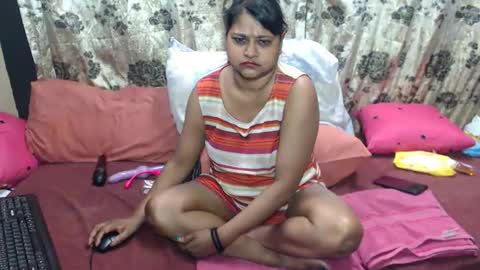 Snapshot of glitter_candy chatting on 09-13-25, 07:24 glitter candy online show from 09-13-25, 07:24