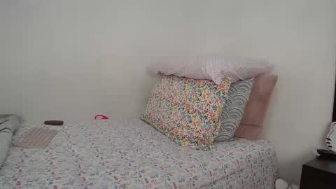 suzy online show from 02-04-26, 04:07