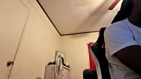 glomightyj online show from 06-04-26, 11:00