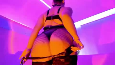 Mimi online show from 06-20-26, 04:43