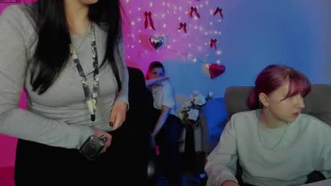 your dream  online show from 04-23-26, 07:27