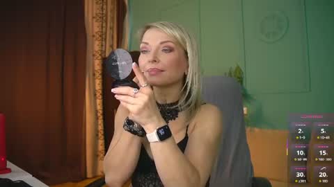 Gloria online show from 06-11-26, 10:57