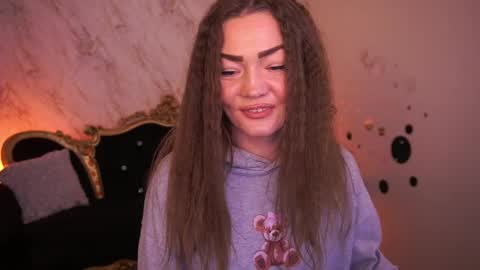 Snapshot of glow_kitten chatting on 04-02-26, 12:14 glow_kitten online show from 04-02-26, 12:14