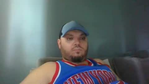 Snapshot of glusgan chatting on 09-24-25, 09:12 Your boy online show from 09-24-25, 09:12