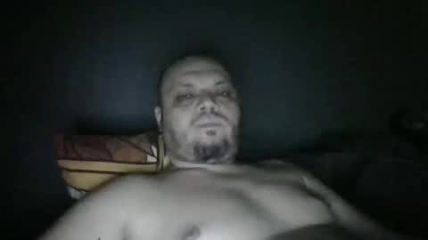 Snapshot of glusgan chatting on 09-24-25, 11:52 Your boy online show from 09-24-25, 11:52
