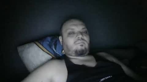 Snapshot of glusgan chatting on 09-25-25, 11:08 Your boy online show from 09-25-25, 11:08