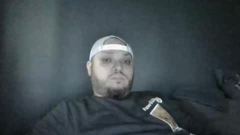 Snapshot of glusgan chatting on 10-06-25, 05:27 Your boy online show from 10-06-25, 05:27
