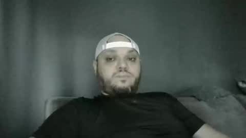 Snapshot of glusgan chatting on 10-16-25, 07:09 Your boy online show from 10-16-25, 07:09