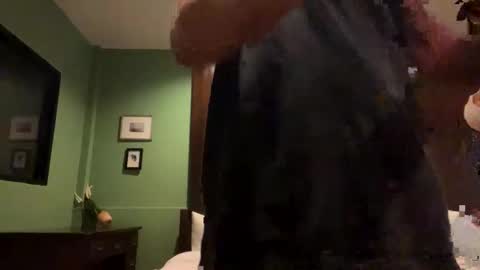 gndxxx11 online show from 03-16-26, 06:39