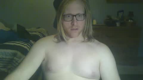 Snapshot of gnger31foru chatting on 12-25-24, 02:03 Steven Meadow online show from 12-25-24, 02:03