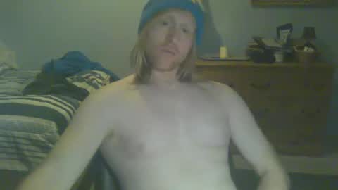 Snapshot of gnger31foru chatting on 12-25-24, 01:30 Steven Meadow online show from 12-25-24, 01:30