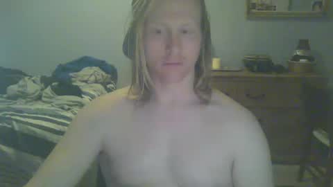 Snapshot of gnger31foru chatting on 01-20-25, 12:49 Steven Meadow online show from 01-20-25, 12:49