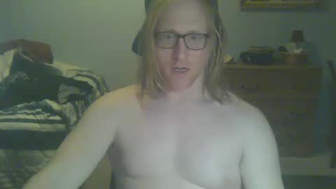 Snapshot of gnger31foru chatting on 02-03-25, 01:09 Steven Meadow online show from 02-03-25, 01:09