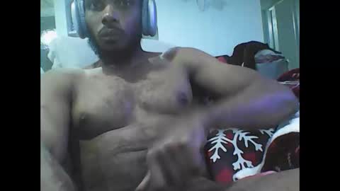 Snapshot of goatchocolate chatting on 12-08-24, 02:07 goatchocolate online show from 12-08-24, 02:07