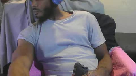 Snapshot of goatchocolate chatting on 01-22-25, 07:24 goatchocolate online show from 01-22-25, 07:24