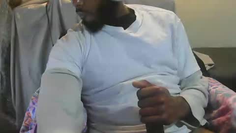 Snapshot of goatchocolate chatting on 02-25-25, 11:33 goatchocolate online show from 02-25-25, 11:33