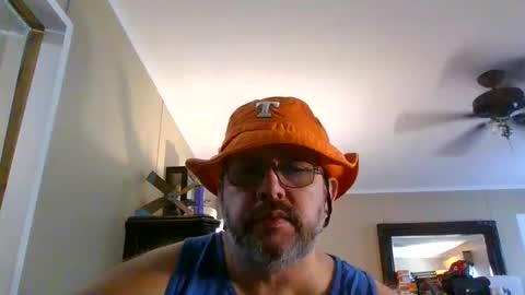 Snapshot of gobey33 chatting on 09-13-25, 04:40 IDKIDCIDGAF online show from 09-13-25, 04:40