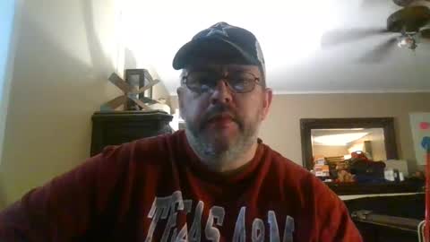 Snapshot of gobey33 chatting on 10-06-25, 12:08 IDKIDCIDGAF online show from 10-06-25, 12:08