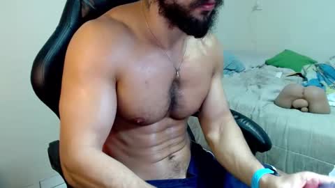 god hunkules online show from 10-10-25, 04:17