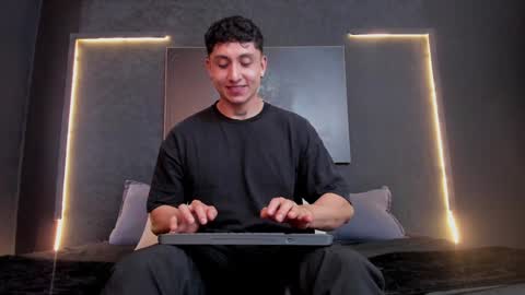 steven online show from 12-28-24, 09:19