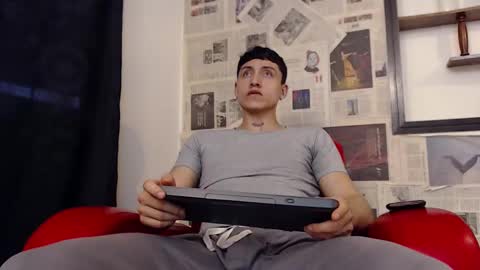 steven online show from 10-18-25, 09:48