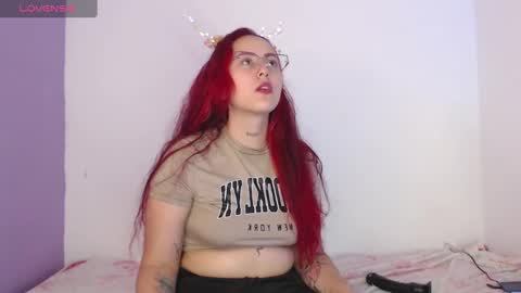Snapshot of goddess_allison chatting on 12-26-24, 12:36 goddess_allison online show from 12-26-24, 12:36