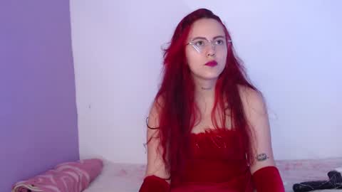 Snapshot of goddess_allison chatting on 12-26-24, 03:31 goddess_allison online show from 12-26-24, 03:31