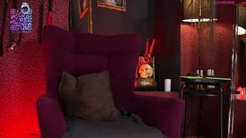 goddess_aphroditte online show from 07-30-26, 06:01