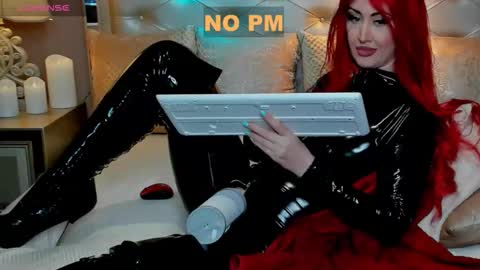 Snapshot of goddess_evangeline chatting on 09-23-25, 06:33 Goddess Evangeline online show from 09-23-25, 06:33