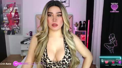 Lyka Fox online show from 11-29-25, 09:56