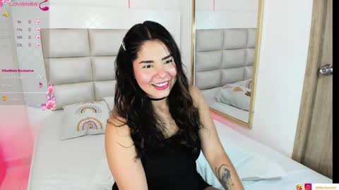 Snapshot of goddess_mia2 chatting on 04-02-26, 03:15 Mia online show from 04-02-26, 03:15