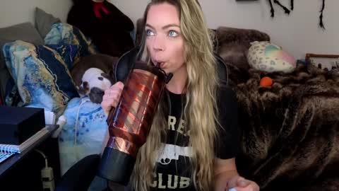 Snapshot of goddess_of_mars chatting on 01-23-25, 06:24 Patricia Mars Goddess of Mars twitter thegoddessmindy online show from 01-23-25, 06:24