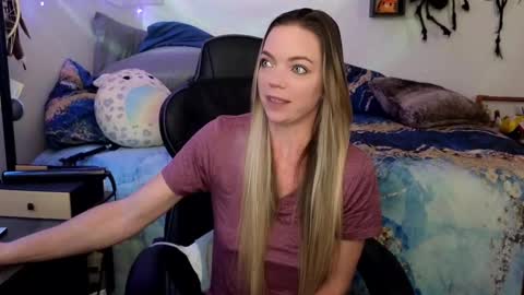 Snapshot of goddess_of_mars chatting on 02-25-25, 03:16 Patricia Mars Goddess of Mars twitter thegoddessmindy online show from 02-25-25, 03:16