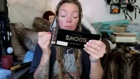 Snapshot of goddess_of_mars chatting on 10-14-25, 02:07 Patricia Mars Goddess of Mars twitter thegoddessmindy online show from 10-14-25, 02:07