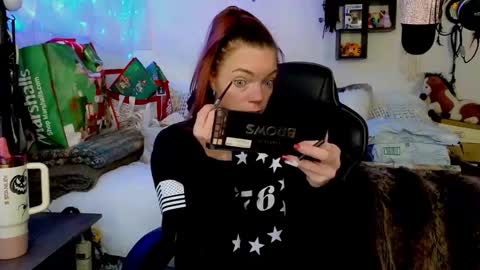 Snapshot of goddess_of_mars chatting on 12-16-25, 04:23 Patricia Mars Goddess of Mars twitter thegoddessmindy online show from 12-16-25, 04:23