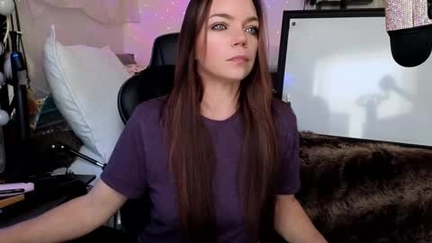 Snapshot of goddess_of_mars chatting on 03-12-26, 04:13 Patricia Mars Goddess of Mars twitter thegoddessmindy online show from 03-12-26, 04:13