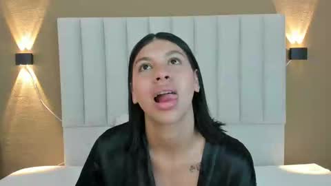 Snapshot of goddess_saori chatting on 03-08-26, 11:52 Saori online show from 03-08-26, 11:52