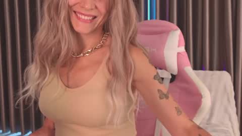 Katarina online show from 04-28-26, 10:09