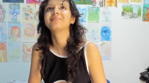 Snapshot of goddess_vee_ chatting on 02-08-25, 06:33 vee online show from 02-08-25, 06:33