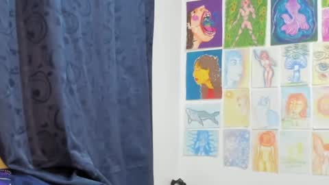 Snapshot of goddess_vee_ chatting on 02-17-25, 01:58 vee online show from 02-17-25, 01:58