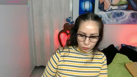 Snapshot of goddessnahi chatting on 03-21-26, 05:01 Naih Reyes online show from 03-21-26, 05:01